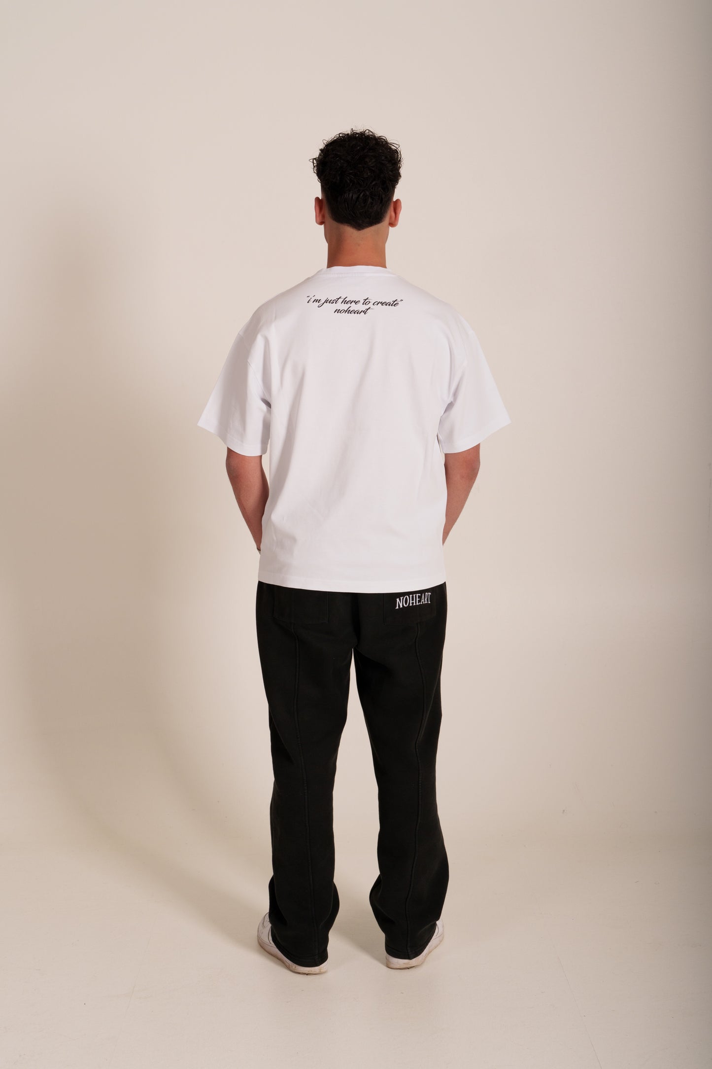 TRAVIS TEE